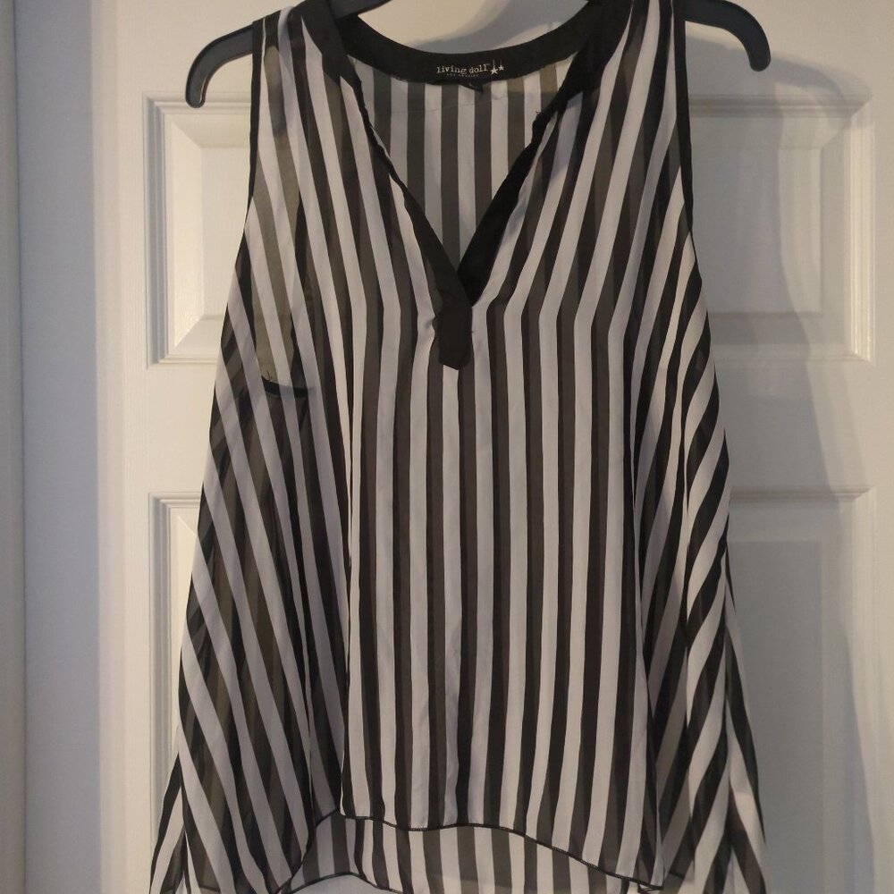 Living Doll Shirt Size Large